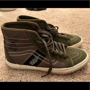 Vans Sl8-Hi Gym Issue Shoes